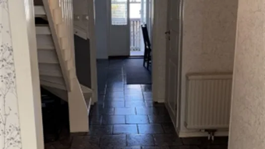 Apartments in Stockholm West - photo 4