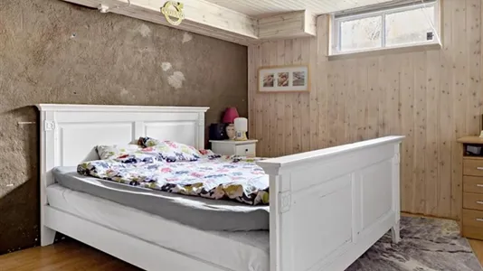 Houses in Östra Göinge - photo 9