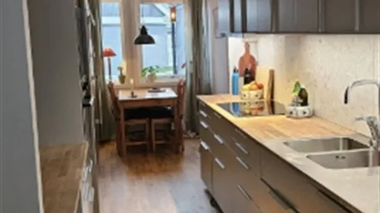 Houses in Kungälv - photo 2