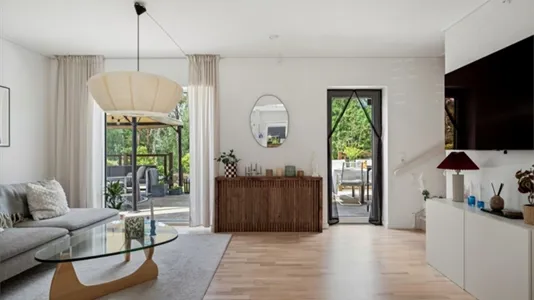 Houses in Österåker - photo 3