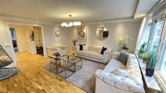 Houses in Stockholm West - photo 2