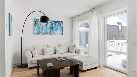 Houses in Upplands Väsby - photo 4