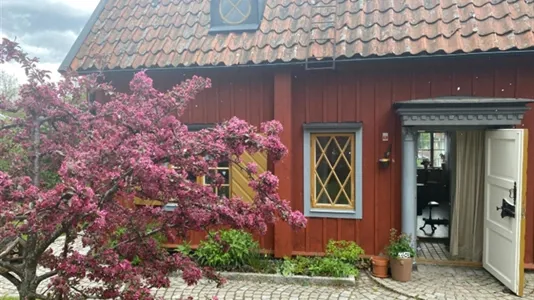 Houses in Stockholm West - photo 1