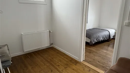 Houses in Botkyrka - photo 3